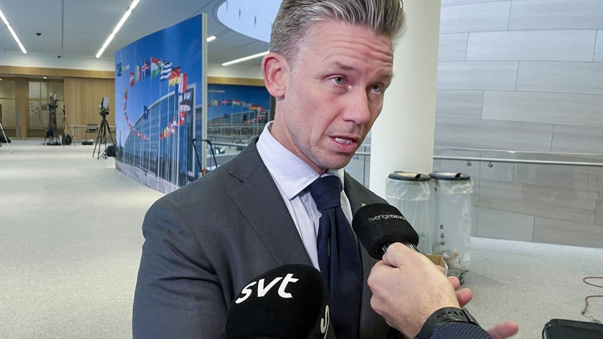 Sweden and NATO Urge EU to Avoid Duplication in Defense Efforts