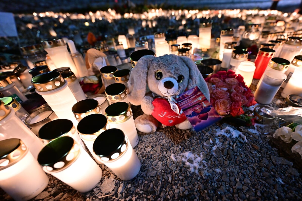 Then Risbergska opens after the Örebro murders