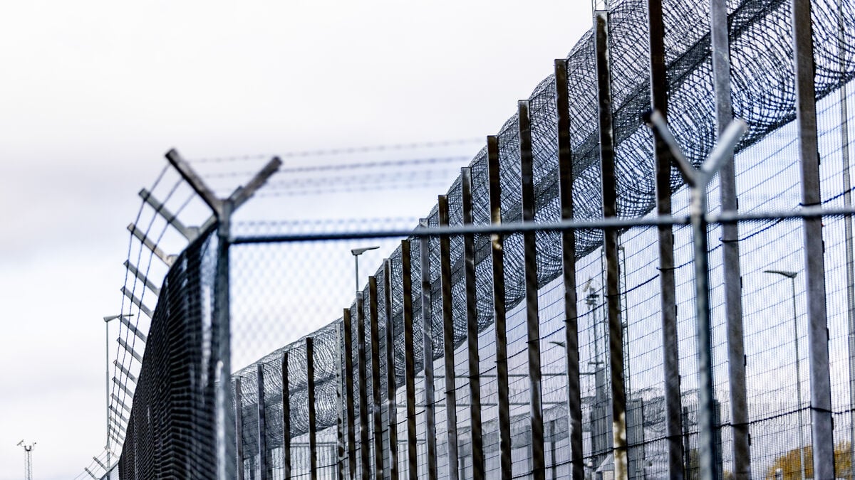 Swedish Legislative Council says emergency plan for new prisons is democratic deviation