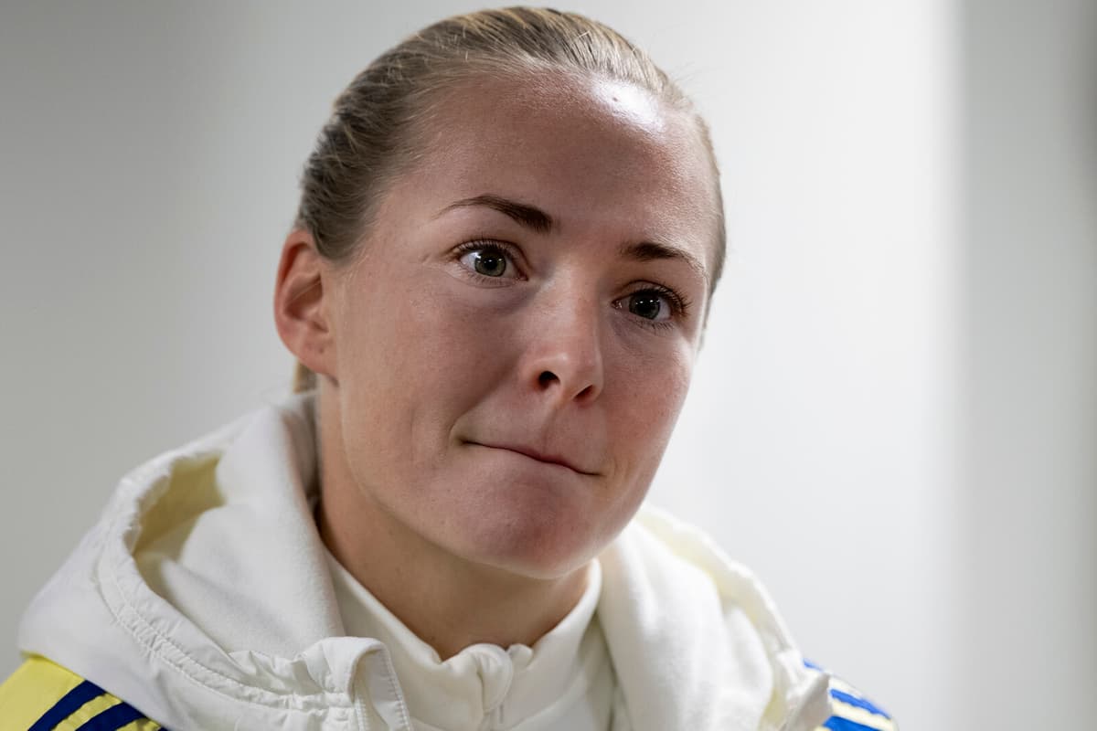 Praises sick teammate – and the club: "Proud"