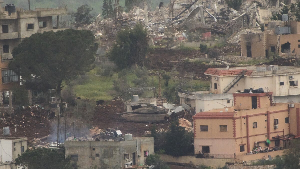 New Israeli airstrikes in Lebanon kill at least four