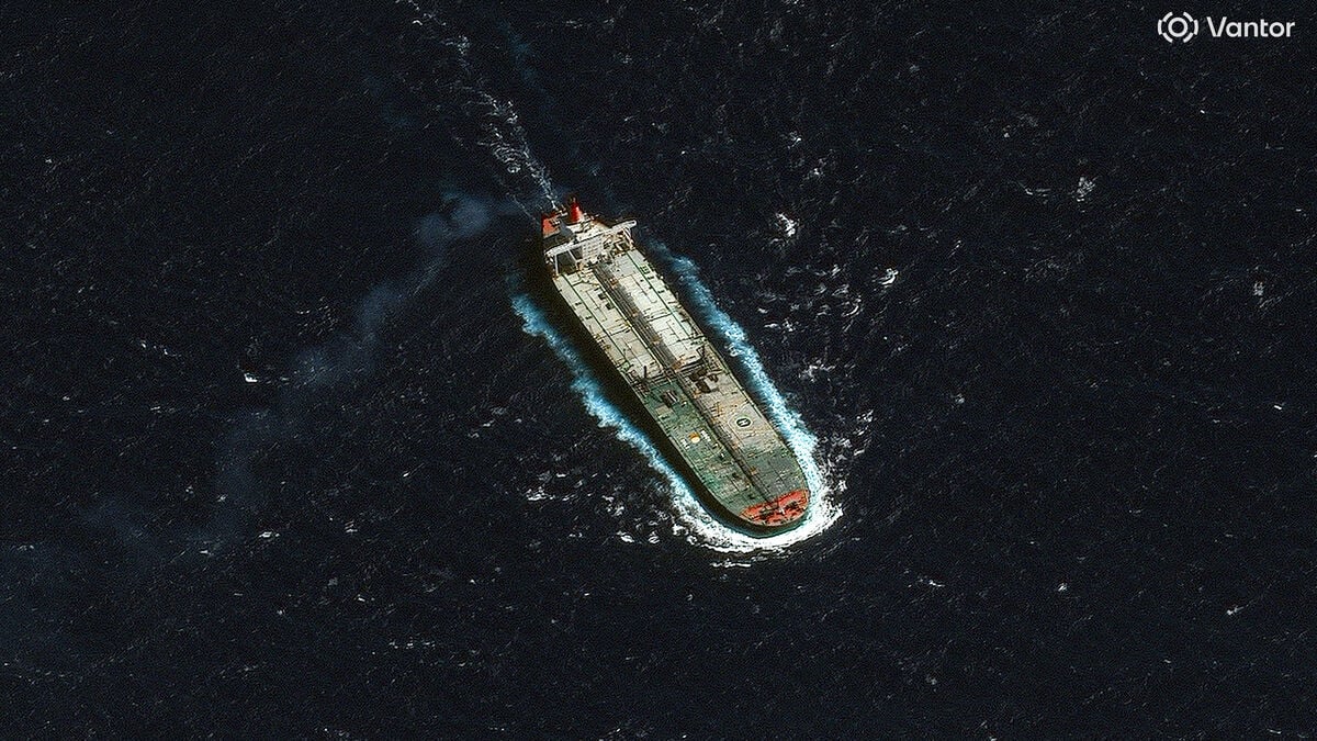 Sources: U.S. pursuing oil tankers off the coast of Venezuela
