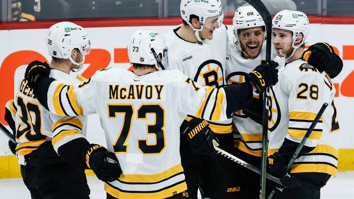 The Swedes led the way in Boston's 6-2 win over Edmonton