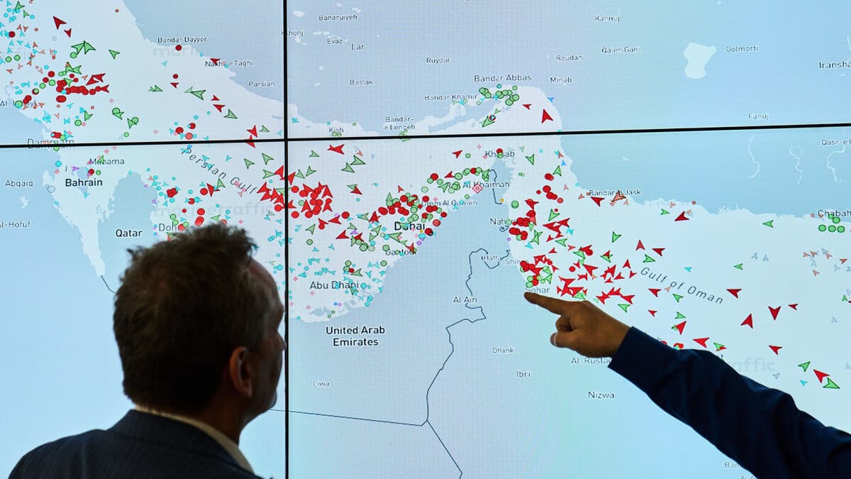 Strait of Hormuz closed again,