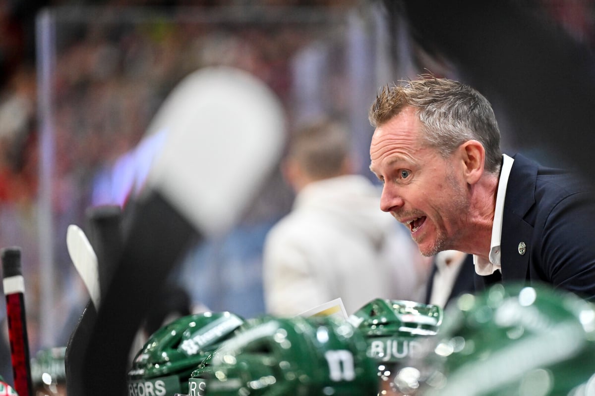 New Frölunda Coach Robert Ohlsson Wins Debut Against Linköping 2-1