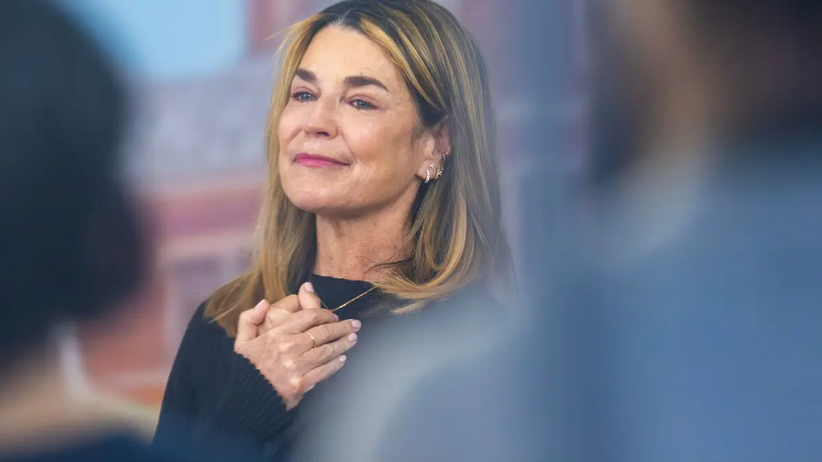 After the disappearance of her mother, NBC anchor Savannah Guthrie returns