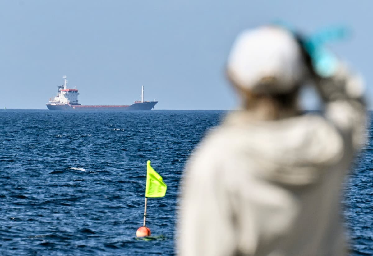 Water Enters Grounded Ship in Öresund Near Malmö