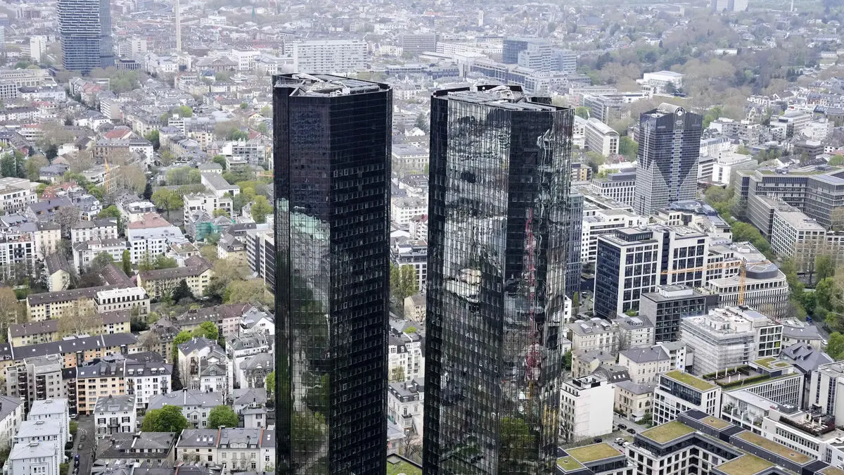 Deutsche Bank fined for Russian payment by UK sanctions authority