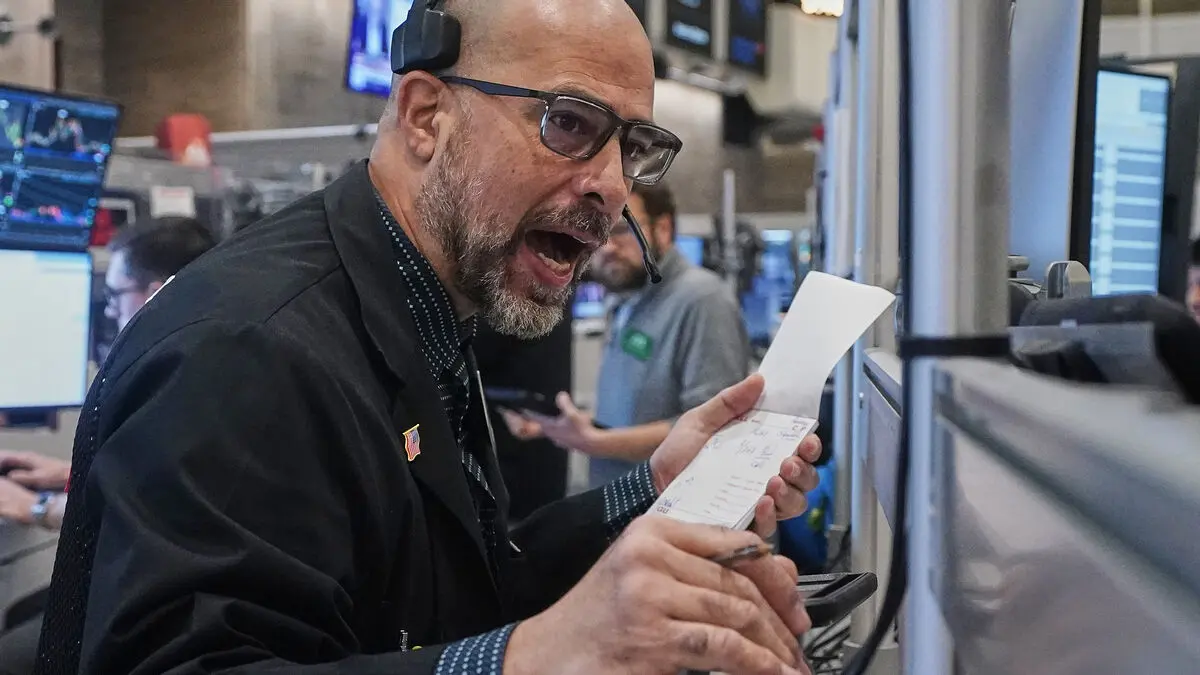 Wall Street Mostly Sour - Spotify Climbs Almost 15 Percent