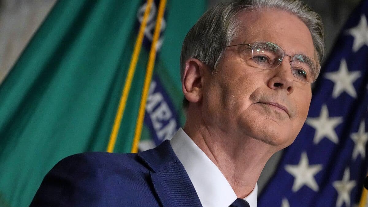 US moves to cut off Iran’s economic lifelines with new sanctions