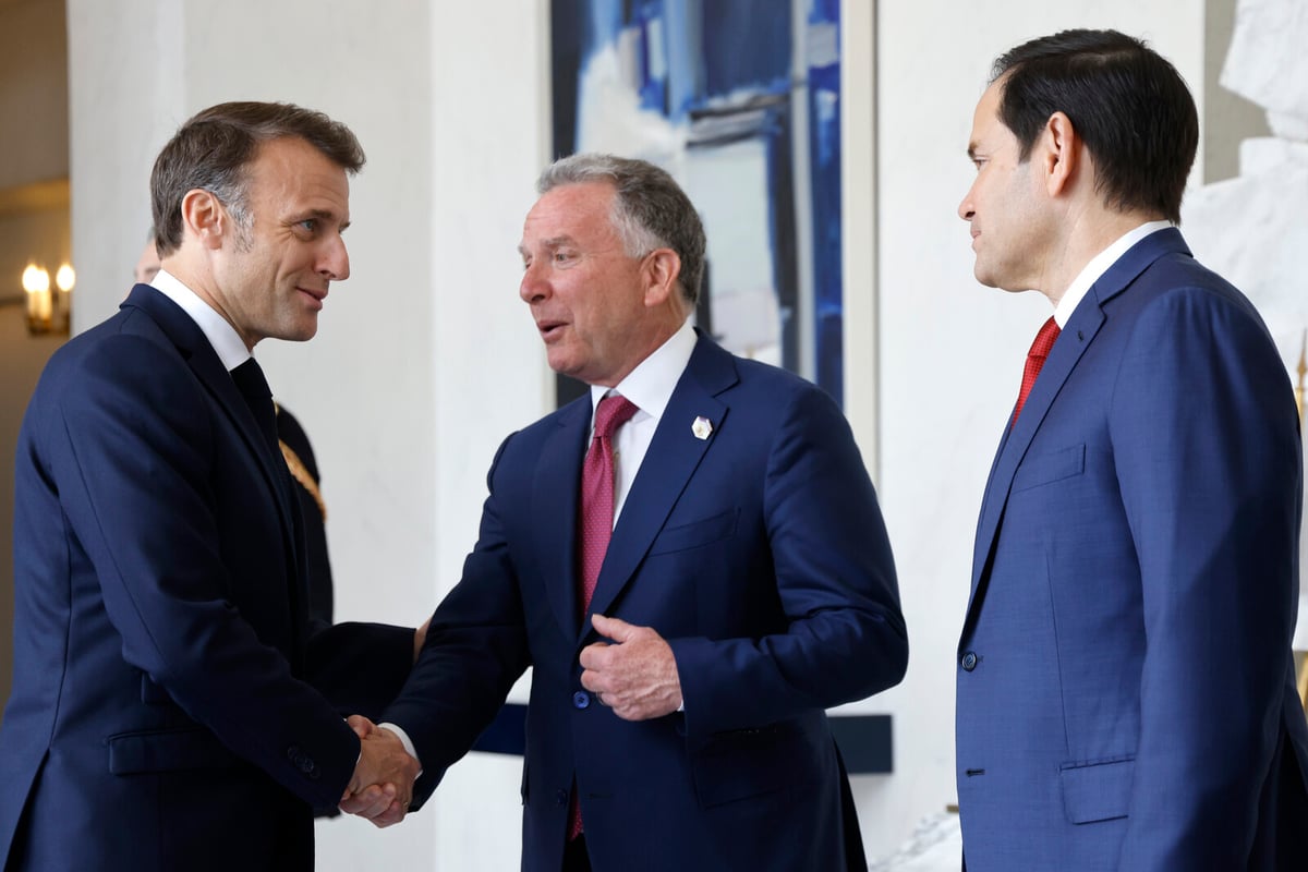 Macron Hosts Key Talks in Paris on Ukraine's Future with Global Leaders