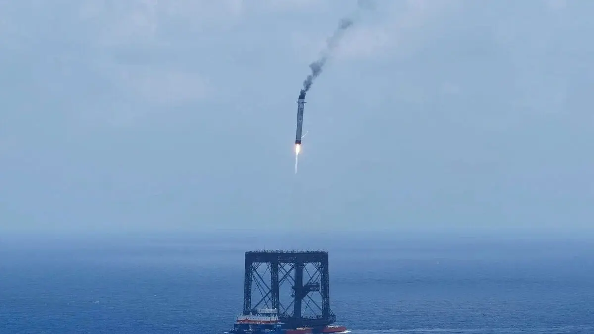 China captures rocket booster in sea recovery breakthrough, challenging US space rivals