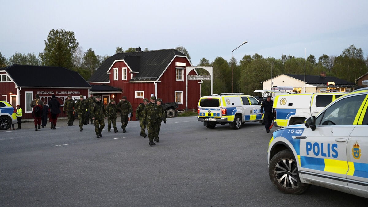 Search for a two-year-old continues overnight