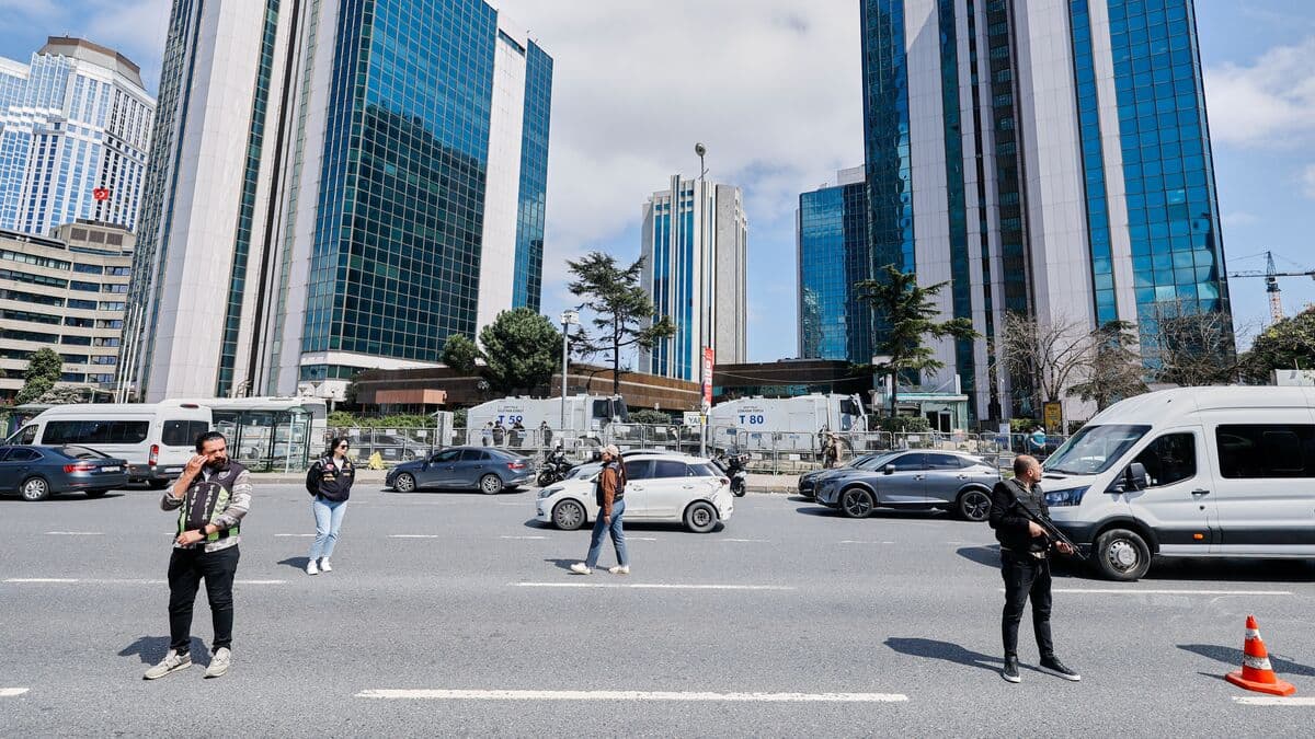 Gunman killed, two injured in shooting outside Israeli consulate in Istanbul