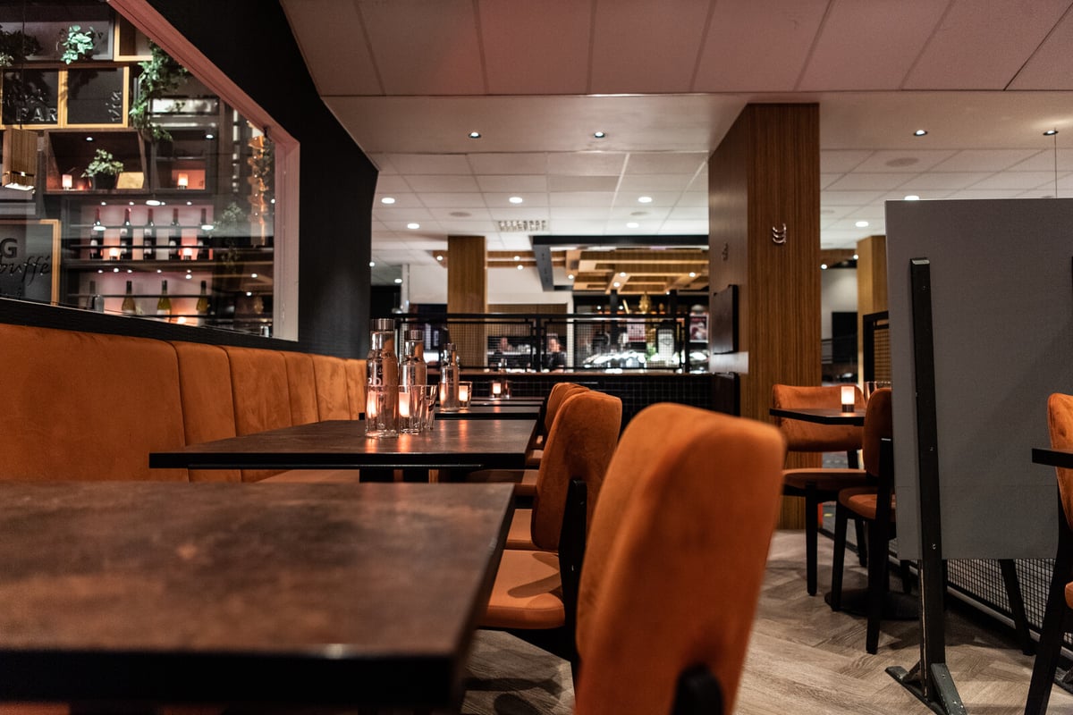 Woman Receives Offensive Description on Restaurant Receipt in Gotland