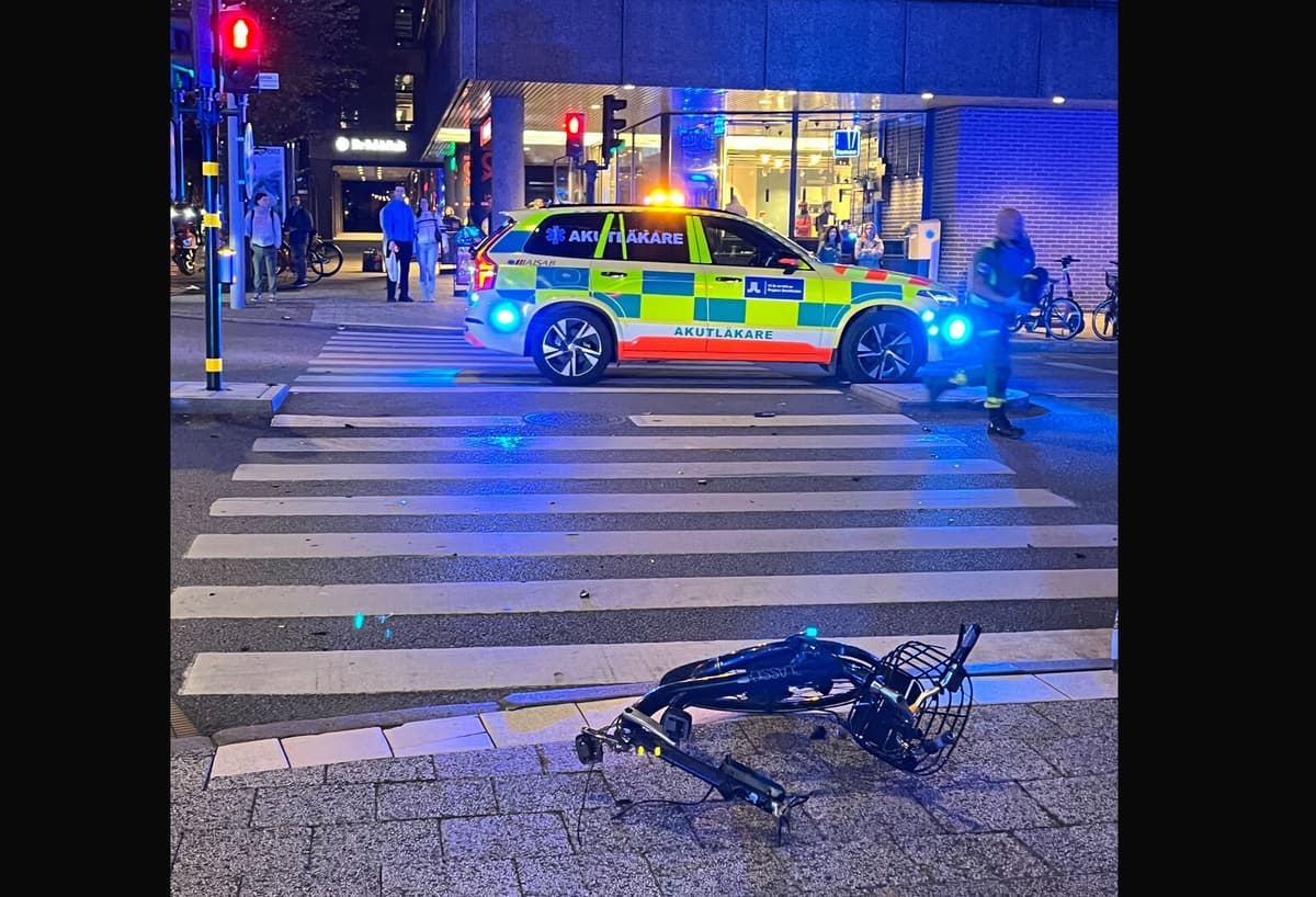 Cyclist and Motorcyclist Seriously Injured in Stockholm Collision