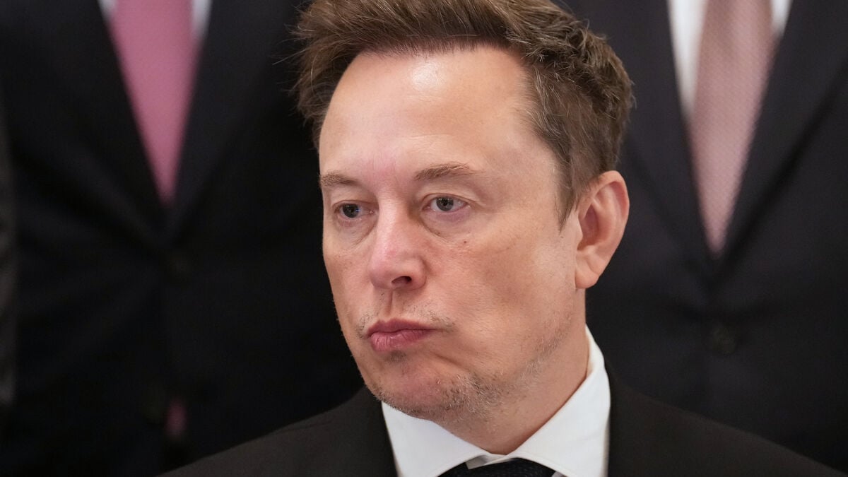 Musk Says He Would Support a Tesla-SpaceX Merger, but No Deal Is Certain