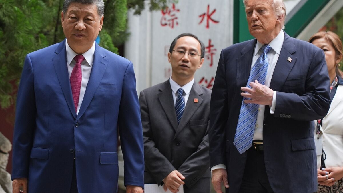 Trump to Meet Xi as AI Threats and Trade Tensions Top Agenda