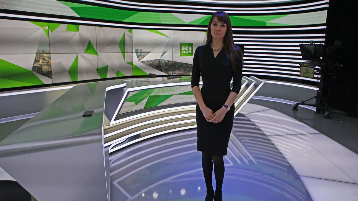 France expels pro-Kremlin journalist Xenia Fedorova over Russian propaganda claims