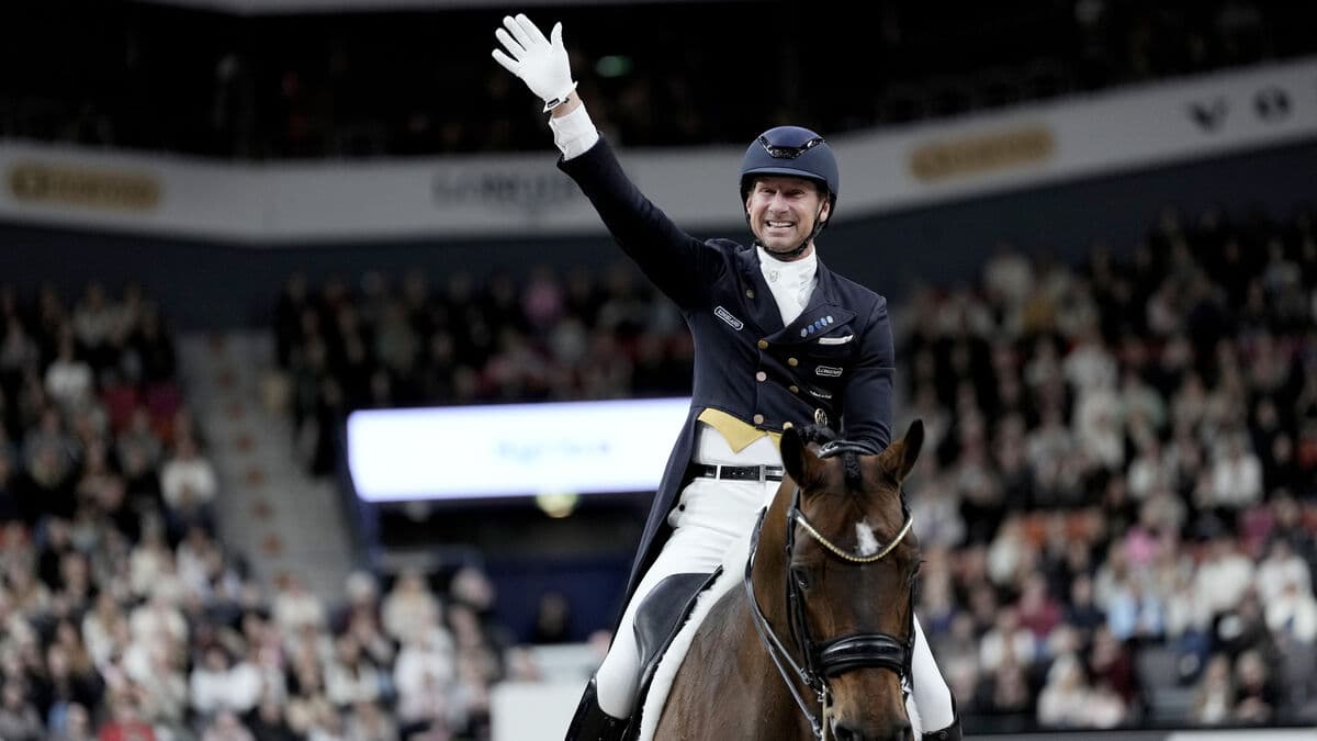 Kittel third in Grand Prix, aiming for podium in World Cup Final