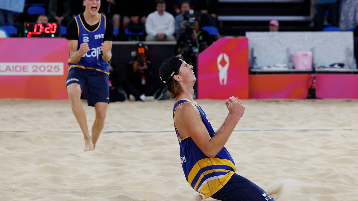 The beach volleyball final moves to Vinterstudion