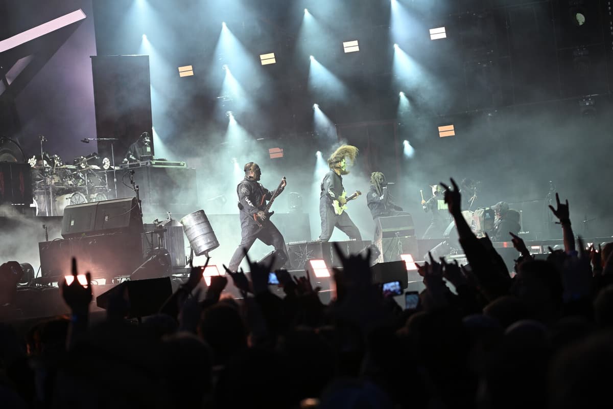 Slipknot Celebrates 25th Anniversary with 40 Unreleased Tracks