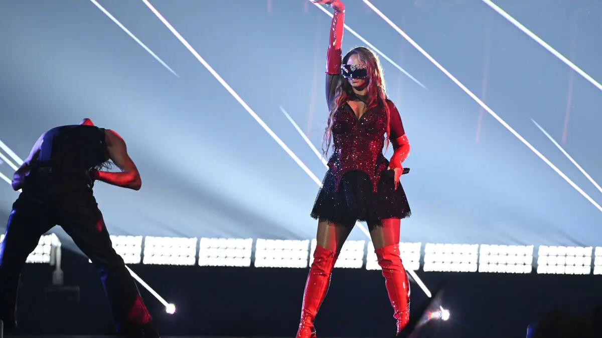 Felicia: Feeling better, but still hoarse, with one day to go until the Eurovision final