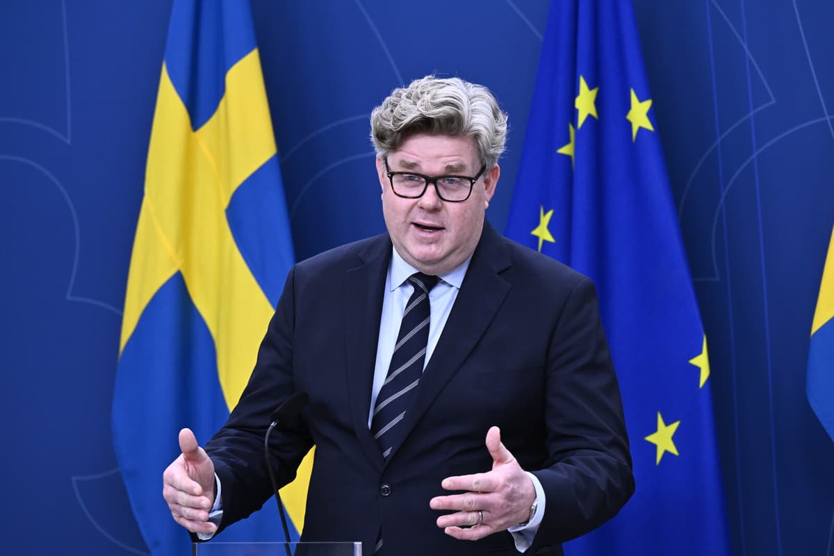 Government Proposes Longer Prison Terms Despite Advisory Warnings