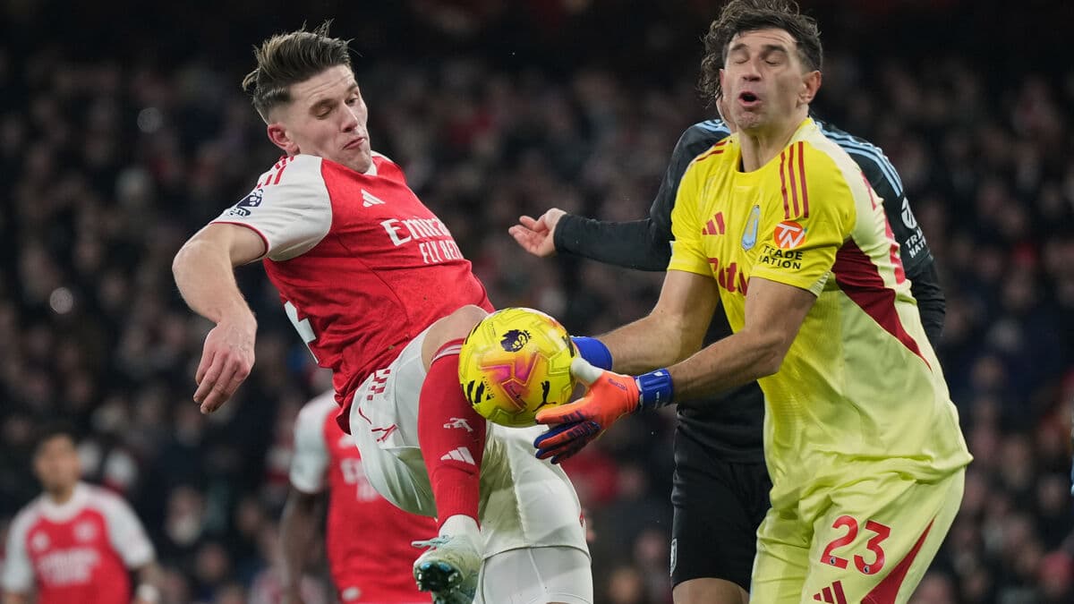 Four goals in 29 minutes - Arsenal won the Swedish meeting