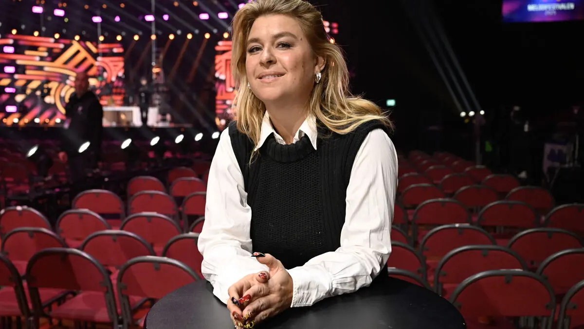 Linnea Henriksson releases new