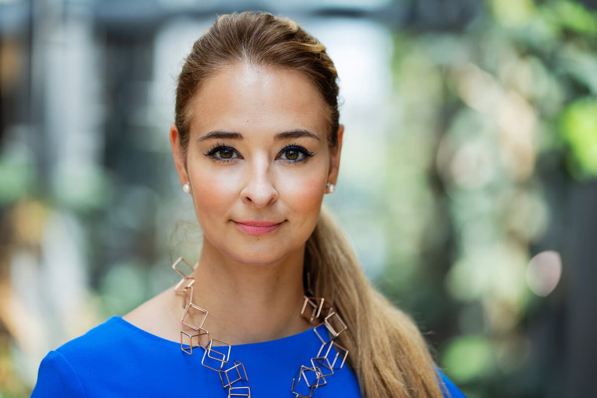 Teodorescu Måwe Claims Political Attack in EU Parliament Dispute