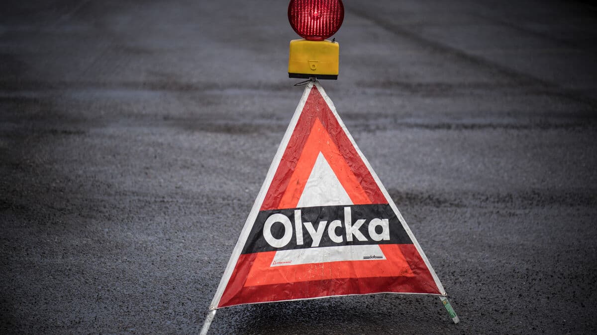 Teen dies in head-on collision on E14 near Torpshammar