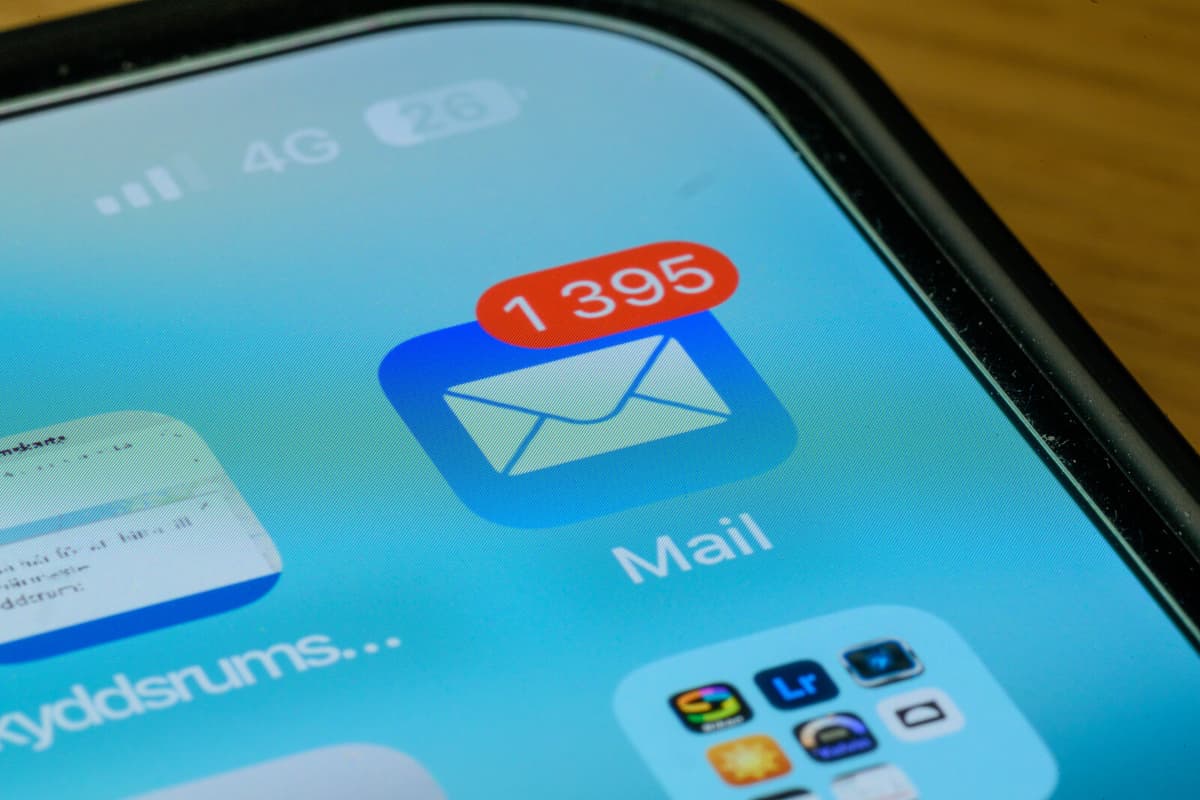 Police Warn 1,400 About Risks of Using Overload Attack Sites