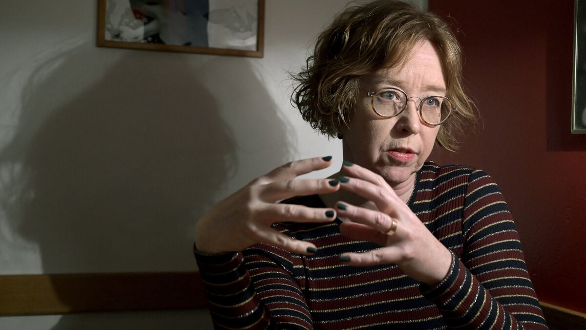 Aase Berg Criticizes Literary Debate as "Extremely Banal"