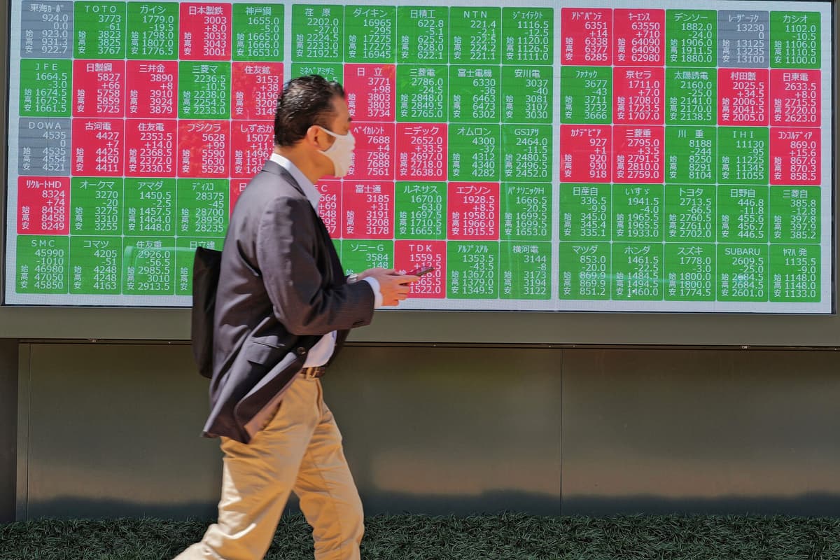 Asian Markets Rise After Trump's Trade Deal Announcement