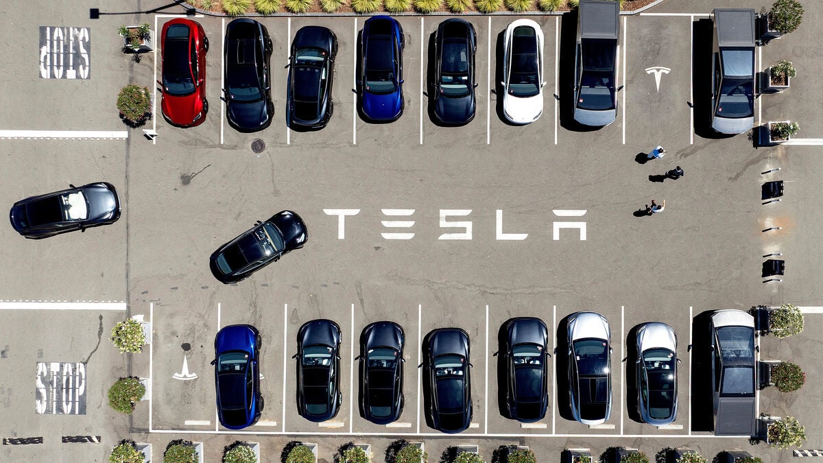 Tesla Unveils Affordable Model Y Variant Amid US Subsidy Cuts