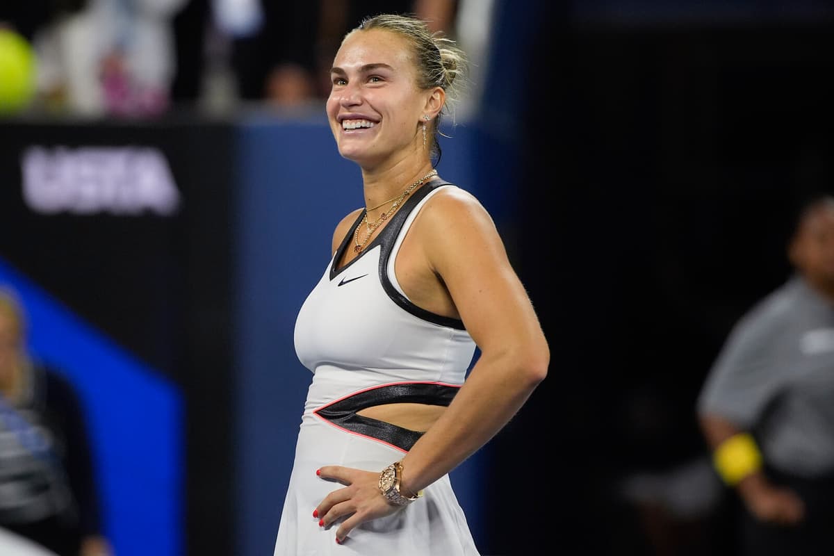 Sabalenka Advances to US Open Semifinal After Vondrousova Withdrawal