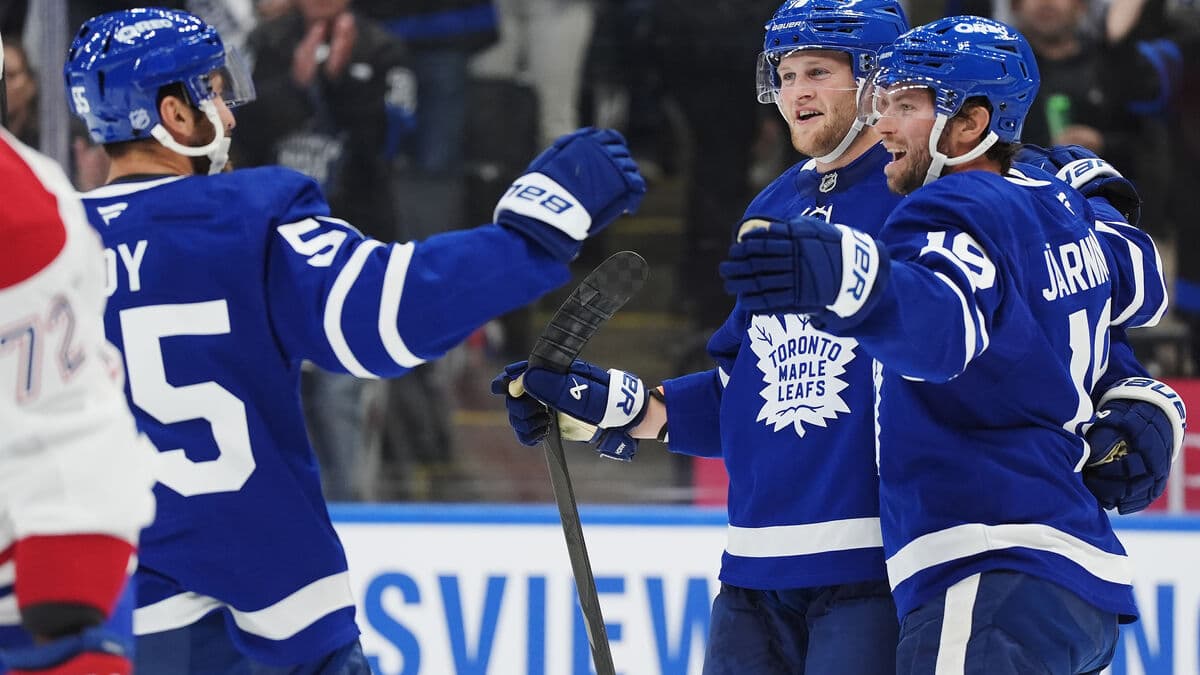 Nylander Shines in NHL Premiere as Toronto Defeats Montreal 5-2