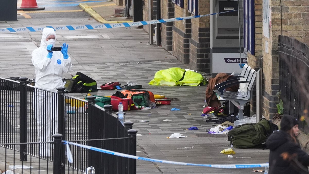 Police: Only one perpetrator in the train attack
