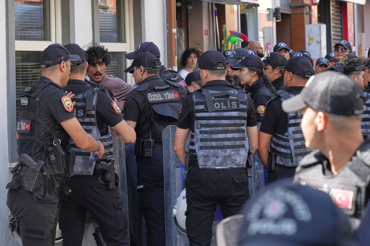 Turkish Police Detain Over 50 at Istanbul Pride Parade