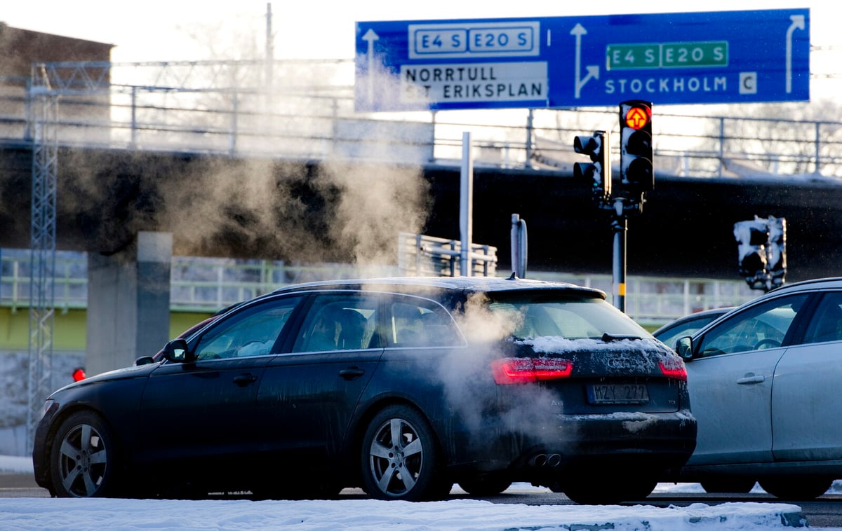 EU Approves Extended Deadline for Emission-Free Cars Despite Swedish Opposition