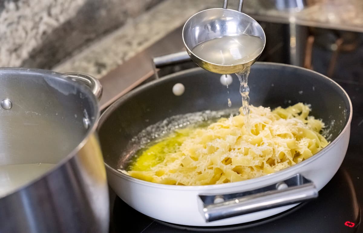 Ig Nobel Prize Celebrates Quirky Discoveries in Language, Bats, and Pasta