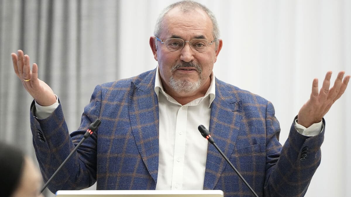 Russian politician Boris Nadezhdin branded a foreign agent, barred from lower-house election run