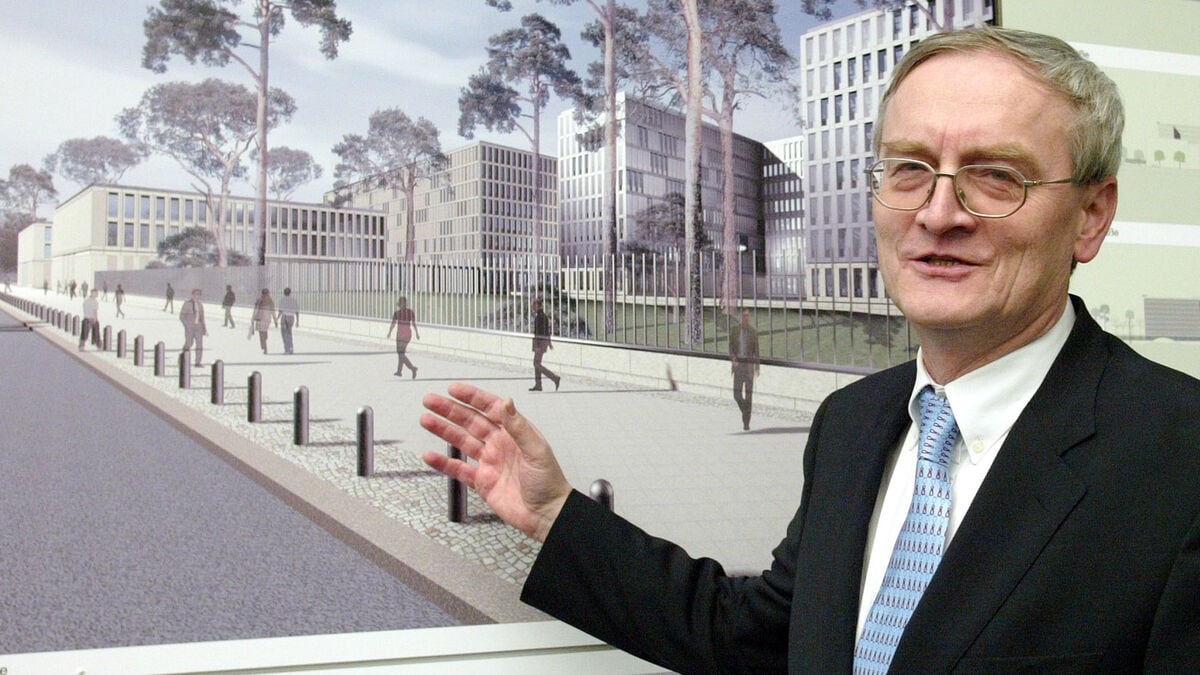 Former BND Chief August Hanning Arrested on Espionage Suspicions