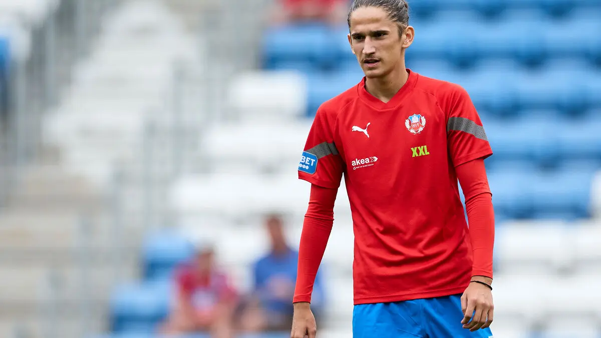 Helsingborg won the season opener, Hareide was praised