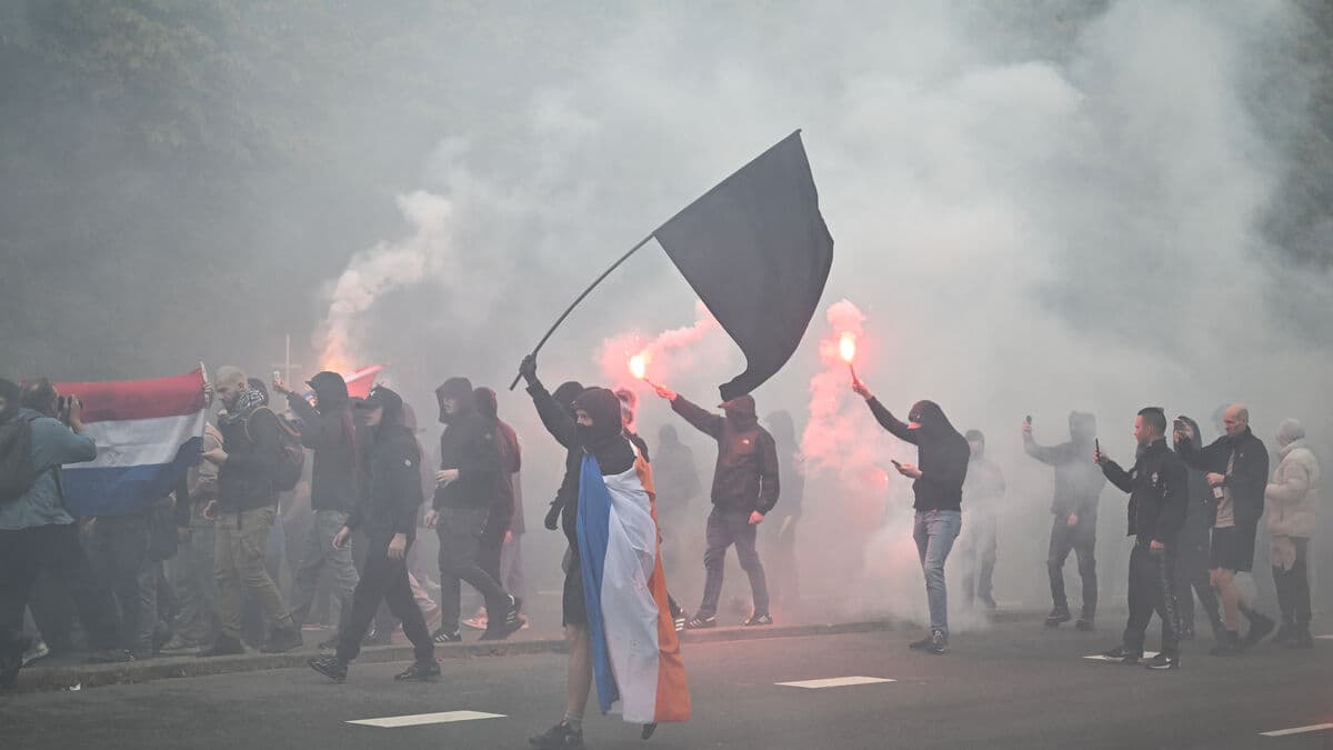 Dutch police break up far-right protest in The Hague after violence erupts
