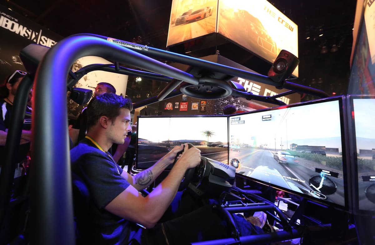 Romanian EU Leader Backs Campaign to Preserve Online Games