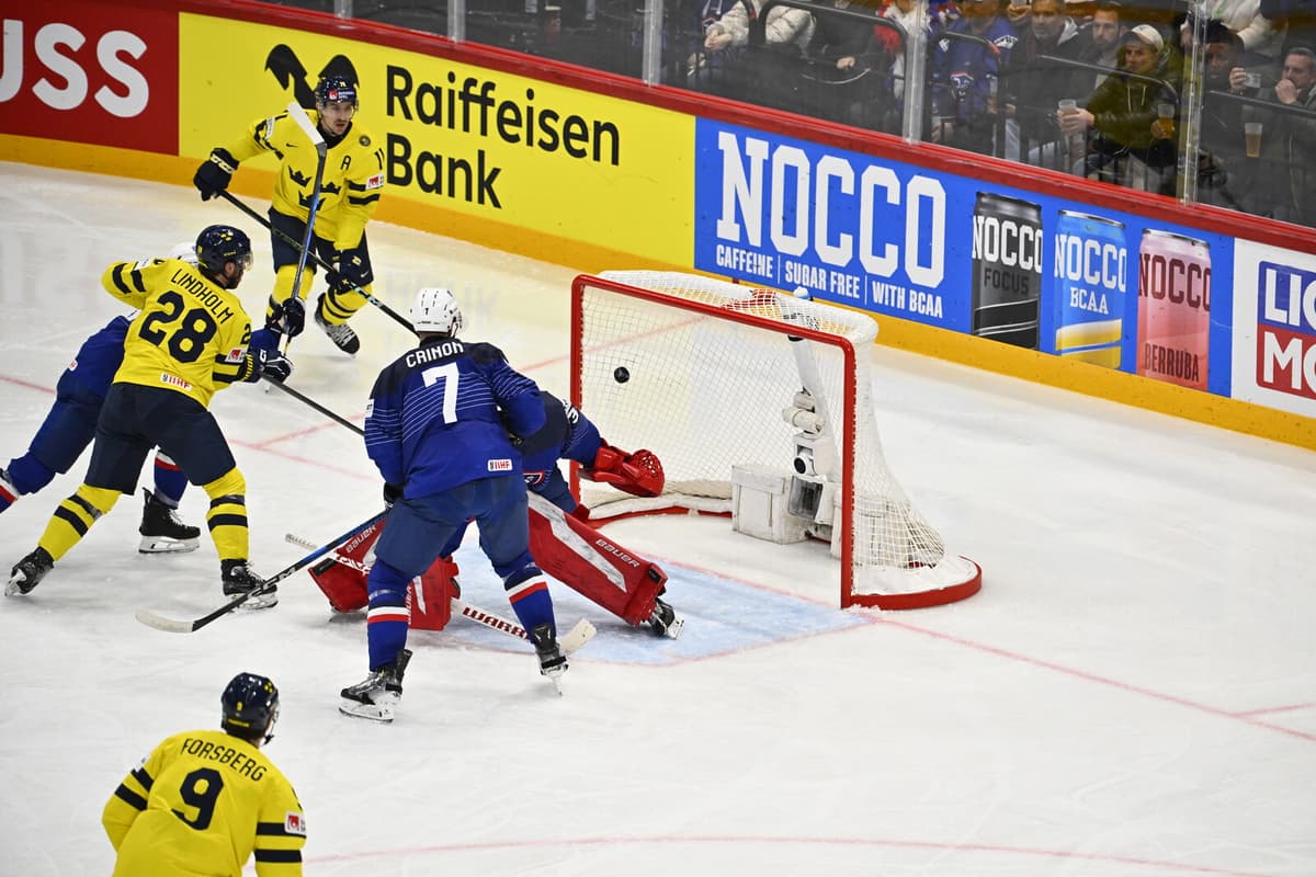 Sweden Achieves Third Consecutive Shutout with Victory Over France