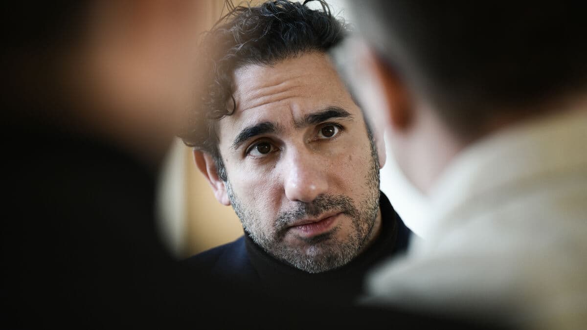 Top Social Democrat opens to governing with the Moderates