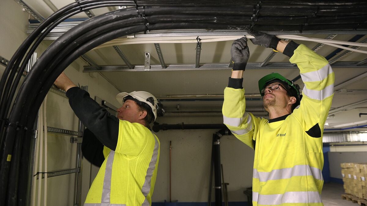 Swedish labor market improves as layoffs fall 33 percent, TSL says